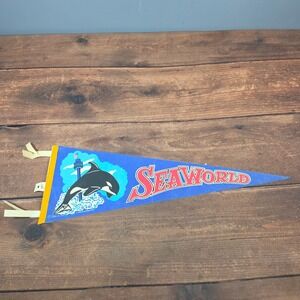 Sea World Pennant Souvenir 26" Blue Good 1978 Vintage Orca Whale Hanco USA Made